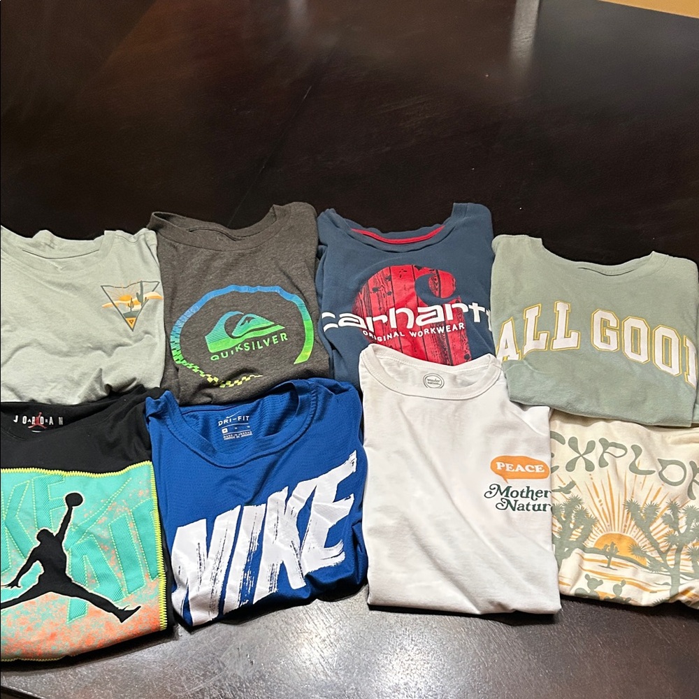 Boys graphic T-Shirt Lot M. Nike/Carhartt/Quicksilver